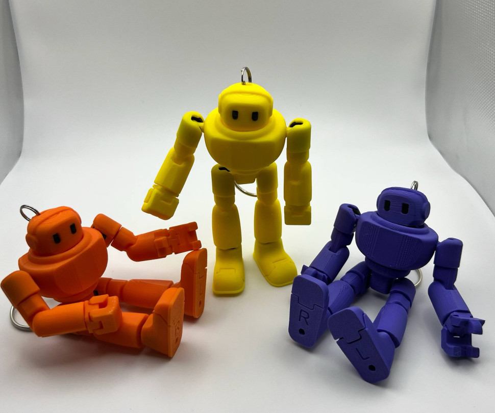 Брелок-игрушка Робот (цвет в ассортименте)